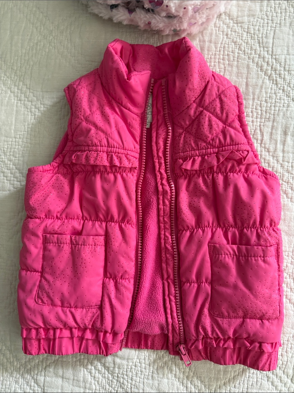 The Children’s Place Pink Quilted Puffer Vest + Heart Print Infinity Scarf 4T